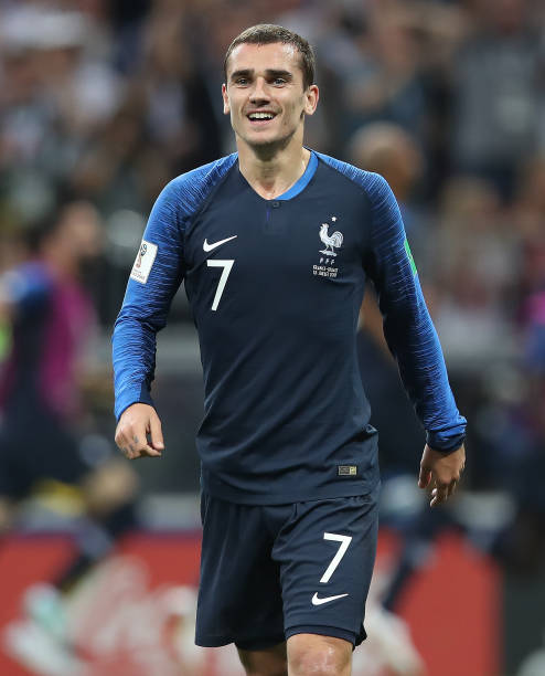 他也必须应 他也必须应